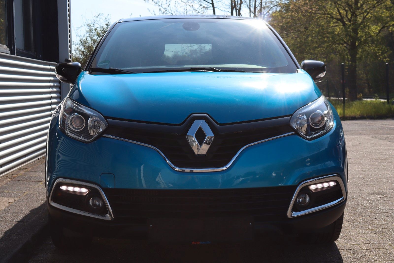 Fahrzeugabbildung Renault Captur Intens 1.5 Dci KLIMAAUT NAVI SITZHZG AHK